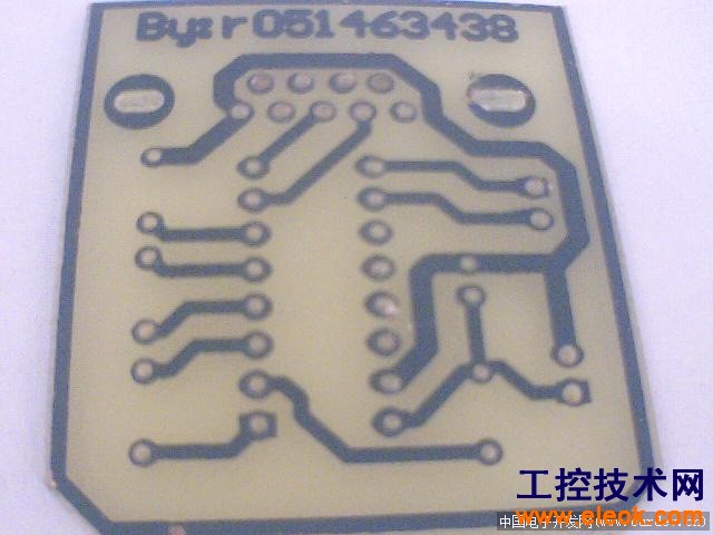 ourdev_606633OMABWC.jpg